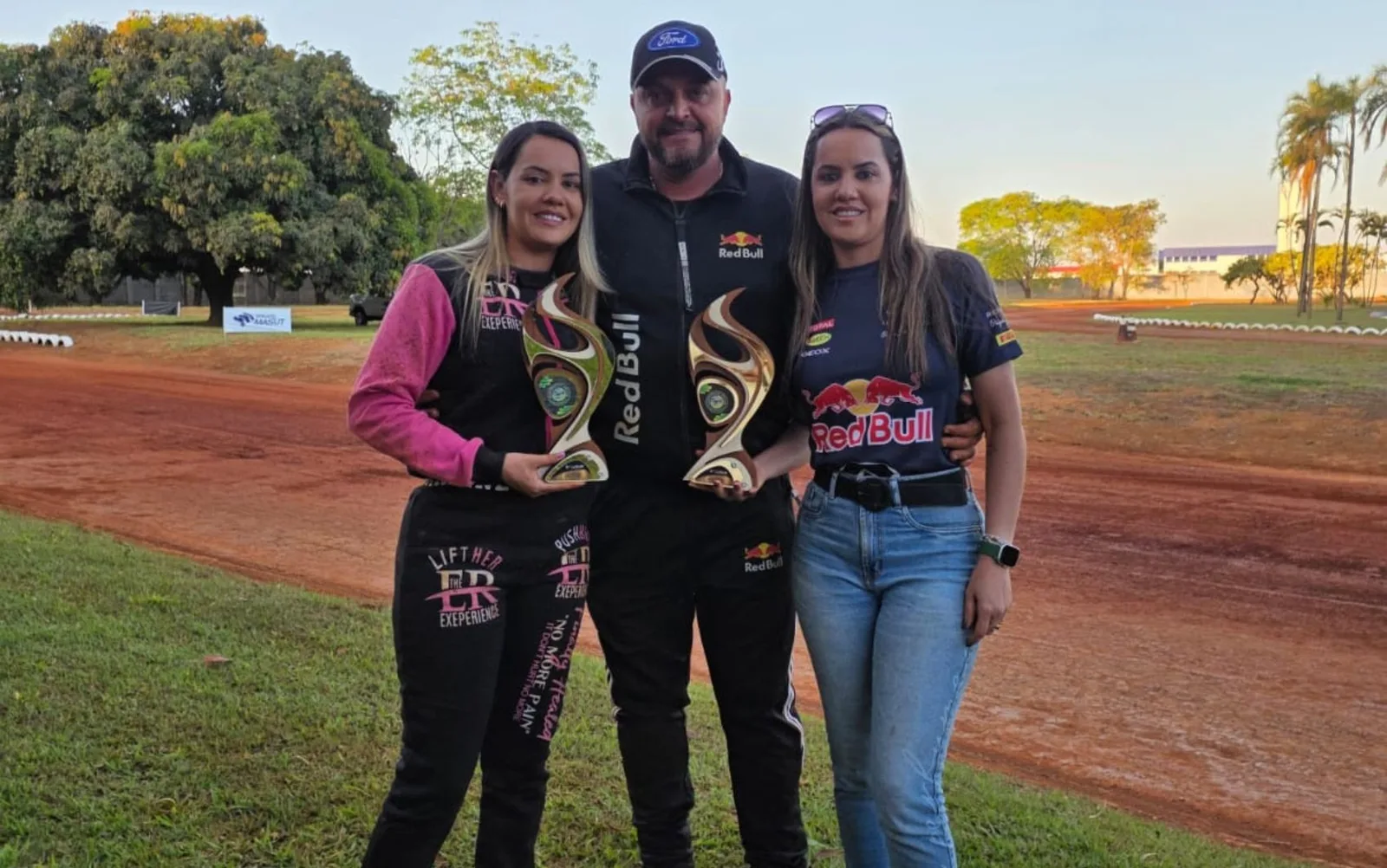 Trio de Montividiu disputa etapas de Kart Cross em Goiás