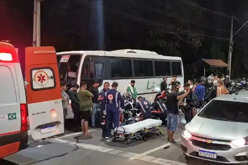 Colisão entre motos deixa um morto e um ferido em Manaus