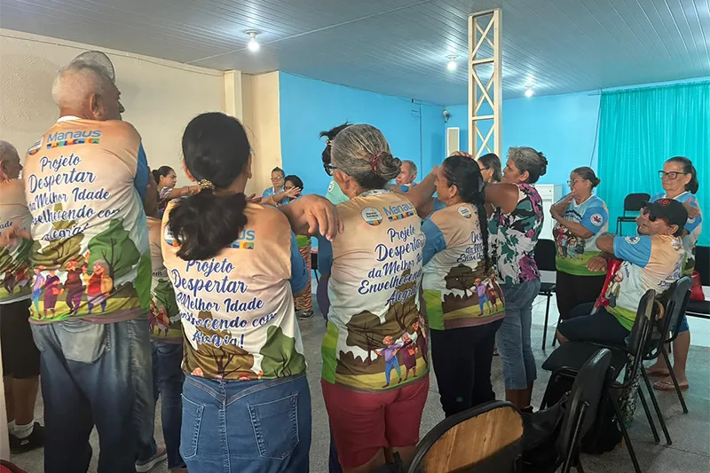 Coral de idosos prepara apresentações de Natal em Manaus