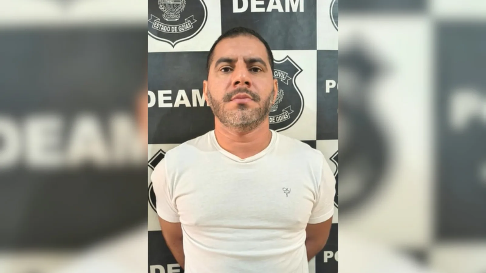 Professor é preso em Goiás por suspeita de abuso contra alunas de 12 anos