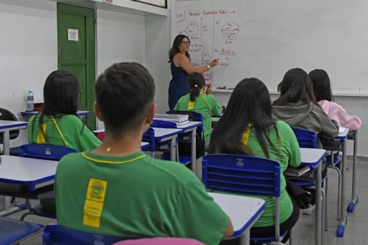 Mato Grosso do Sul orienta escolas a suspender atividades físicas no calor