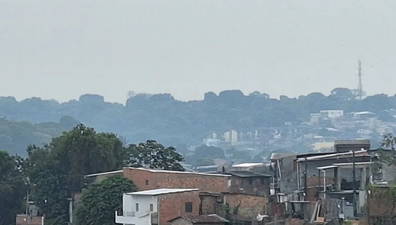 Fumaça deixa qualidade do ar prejudicial em Manaus