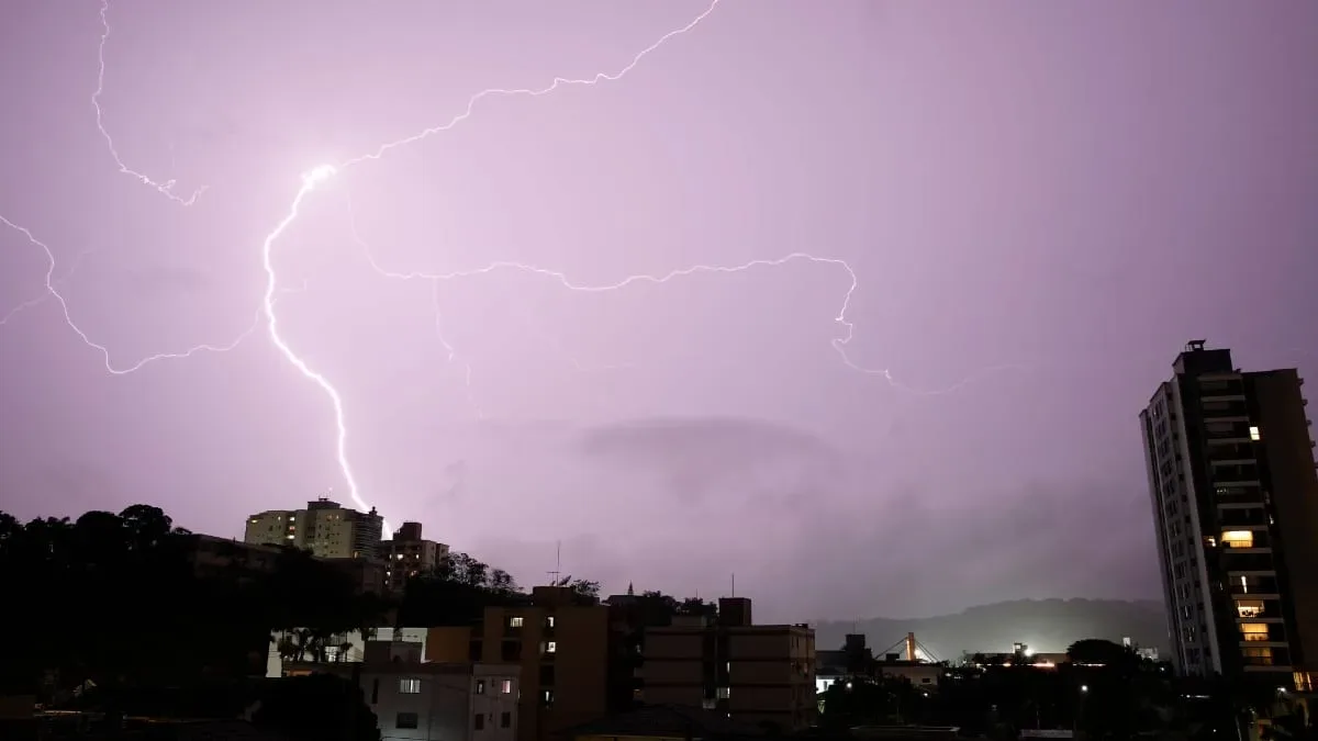 El Niño muito forte aumenta chance de chuva acima da média em SC