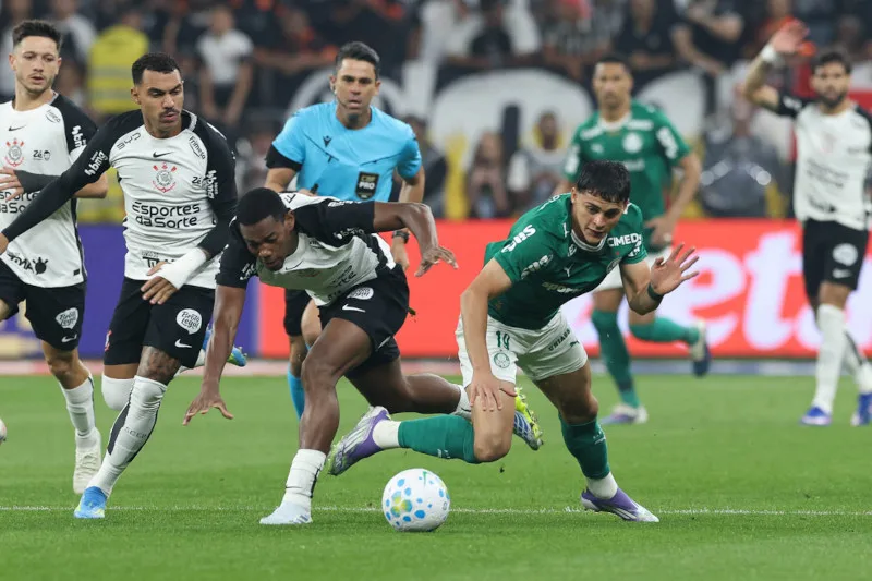Clubes reduzem limite de estrangeiros no Brasileirão a partir de 2027