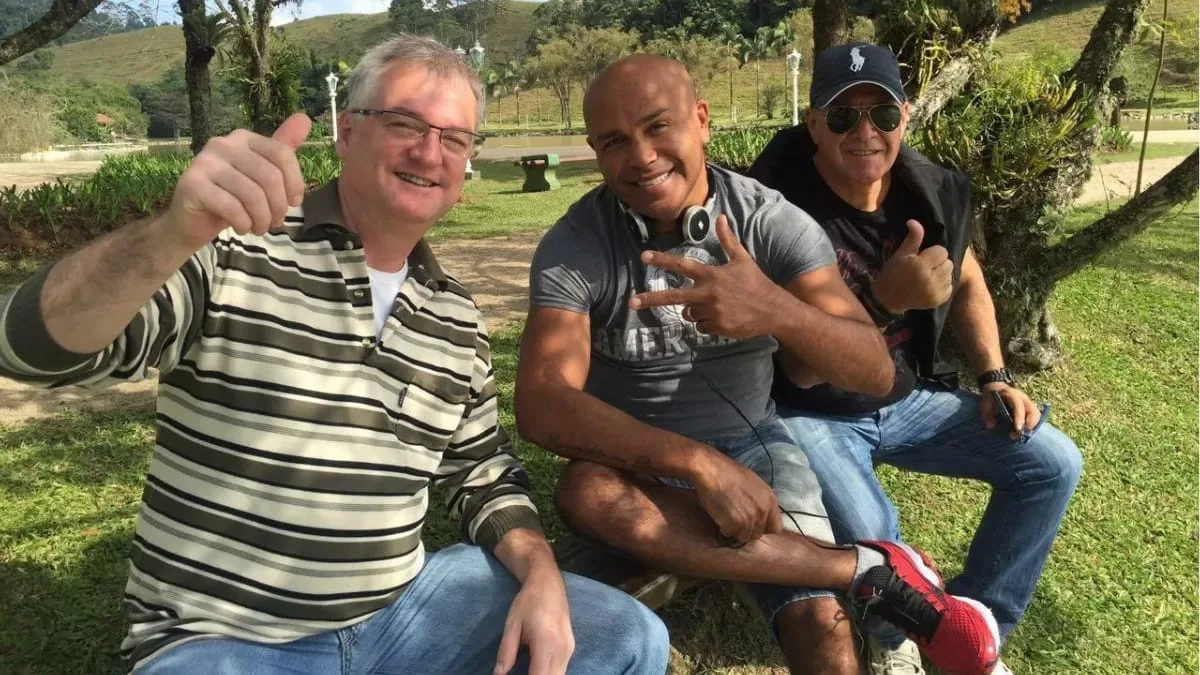 Prefeito de Gaspar lamenta morte de Rick em queda de helicóptero