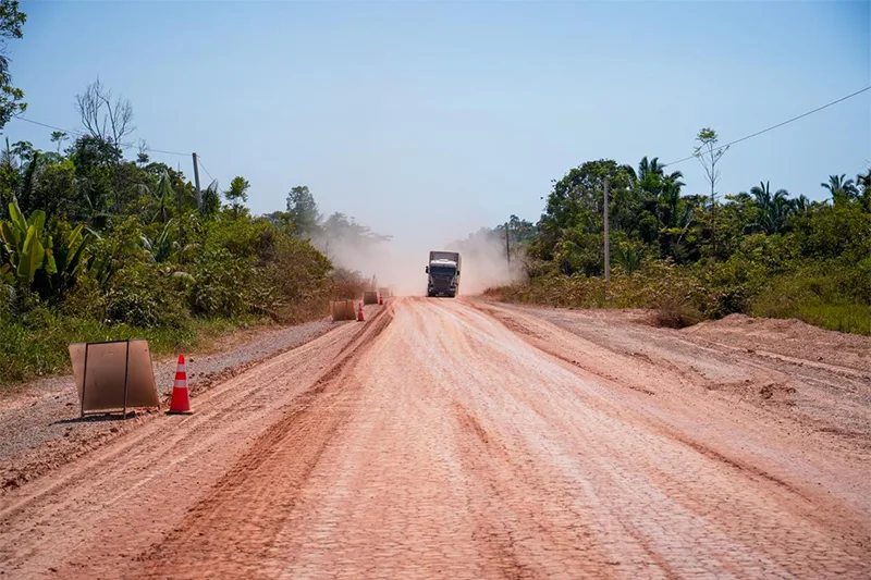 Construtora de Brasília vence licitação para recuperar trecho da BR-319