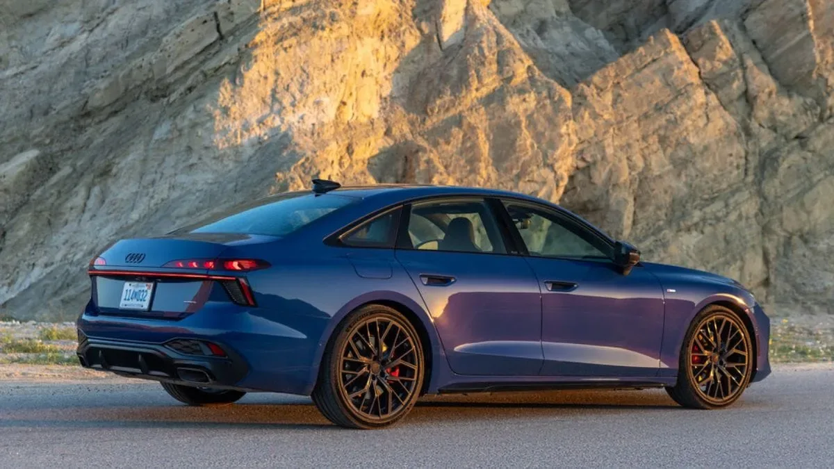 Audi A6 e-tron vence prêmio de carro elétrico do ACP em 2026