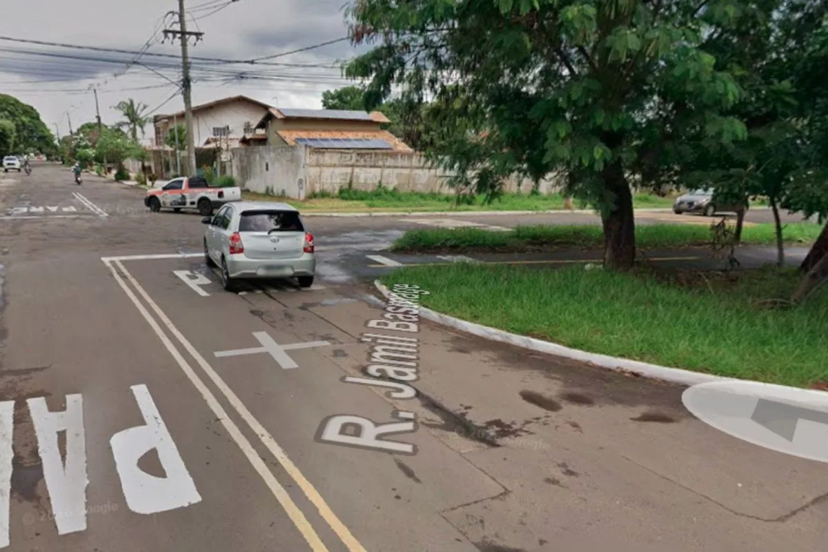 Motociclista morre após colisão com carro em Campo Grande