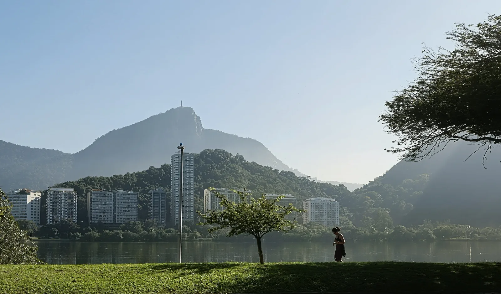 Ventos podem ganhar força no Rio entre a tarde e a noite deste sábado
