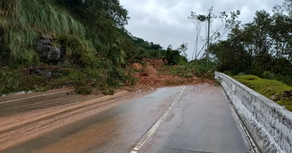 BR-285 é interditada na Serra da Rocinha, em Timbé do Sul