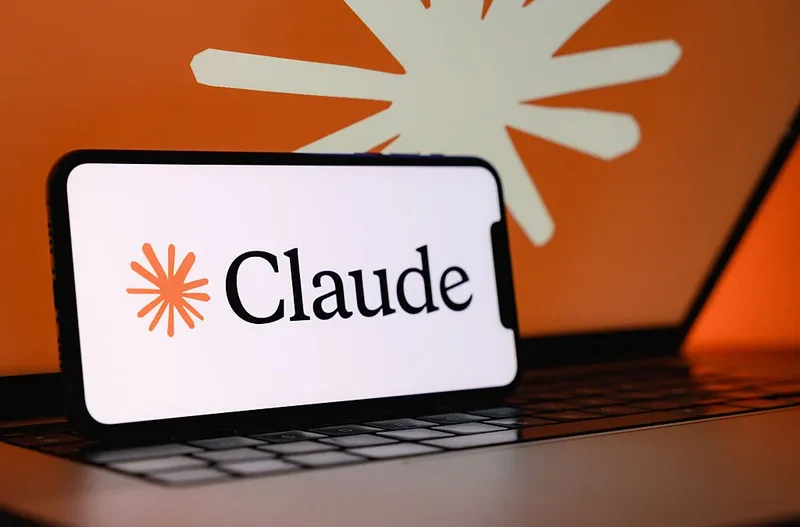 Anthropic relata bloqueios a usos militares, biológicos e ciberataques com Claude