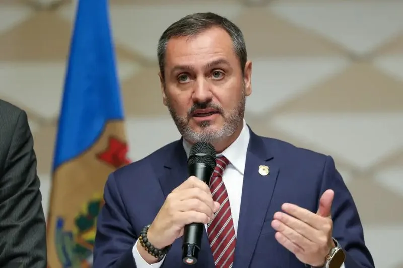 Diretor-geral da PF nega monitoramento de ministros em defesa ao STF