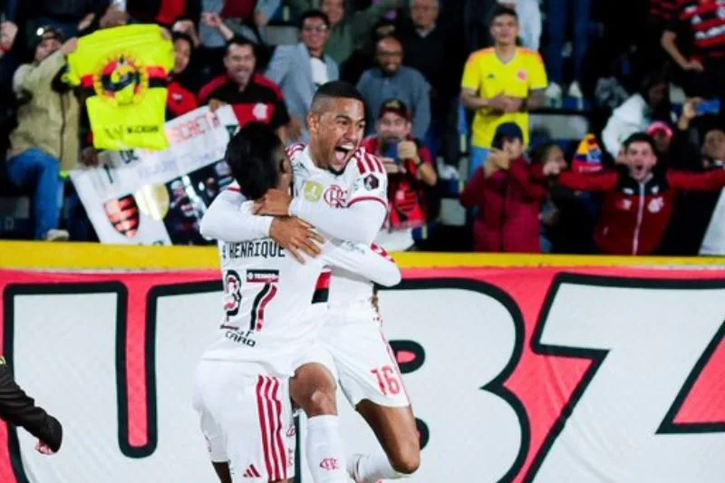 Flamengo vence o Del Valle em Quito e abre vantagem nas quartas da Libertadores