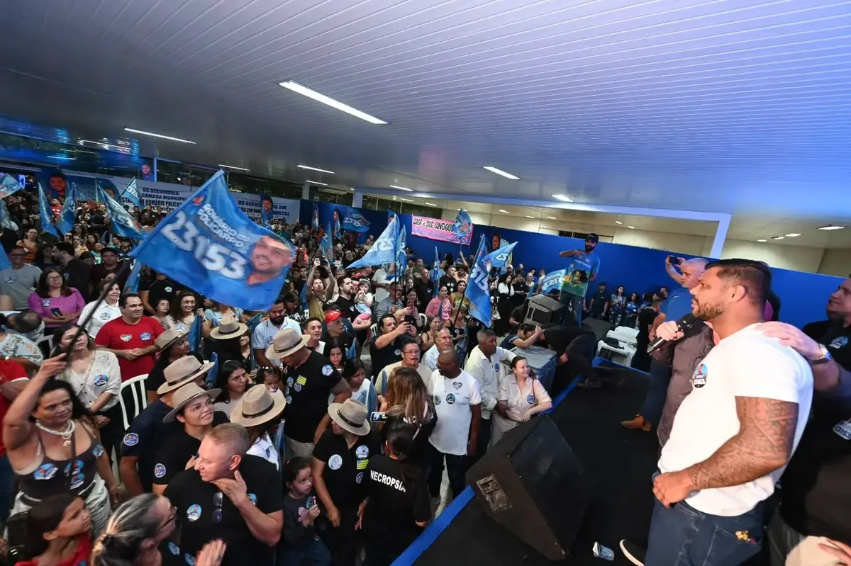Policarpo reúne servidores em Goiânia e anuncia defesa do funcionalismo na Assembleia