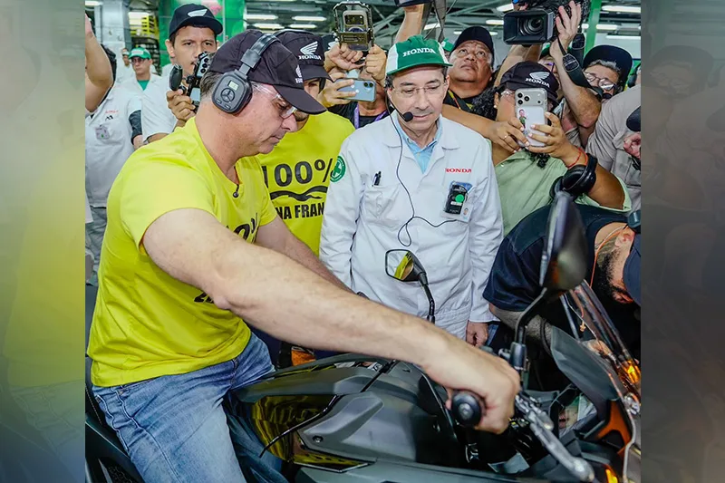 Flávio Bolsonaro promete ampliar investimentos na Zona Franca de Manaus