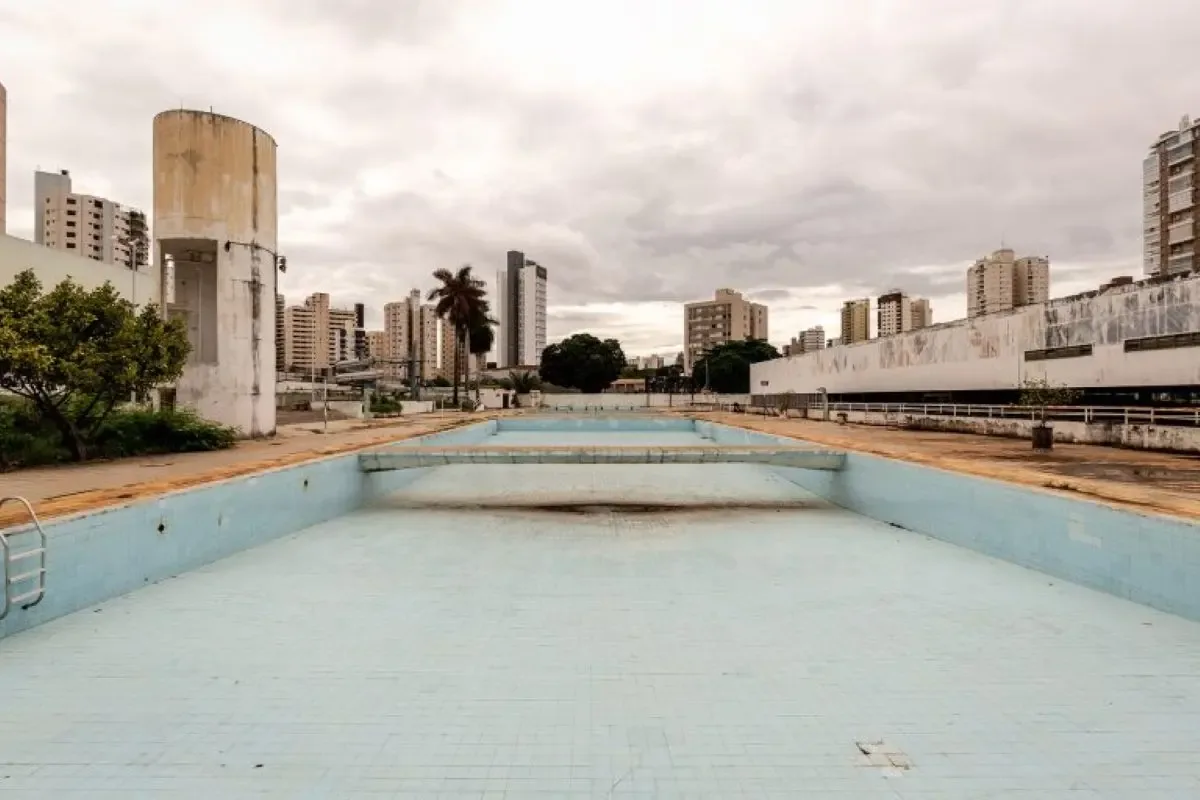 Justiça exige depósito de R$ 55,43 milhões para posse de imóveis do Jóquei em Goiânia