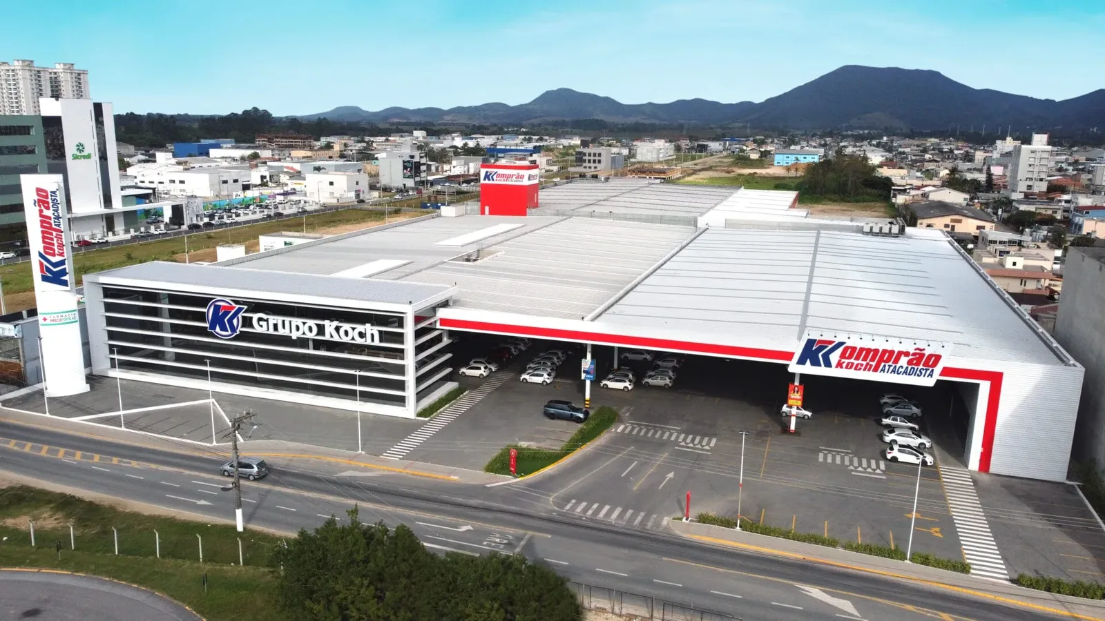 Komprão amplia presença catarinense e chega a 71 unidades em 2026