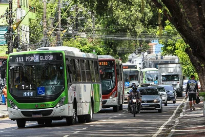 Manaus prevê R$ 4,75 milhões para transporte gratuito nas eleições de 2026