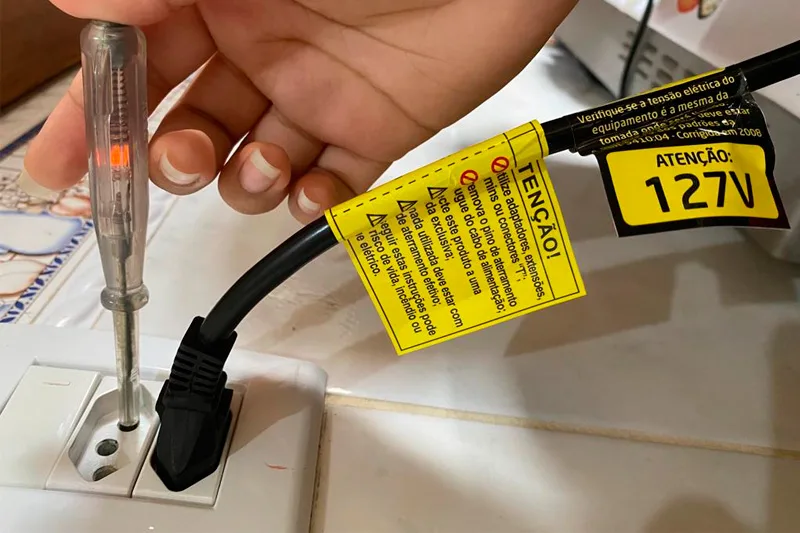 Manaus registra novo pico histórico de consumo de energia