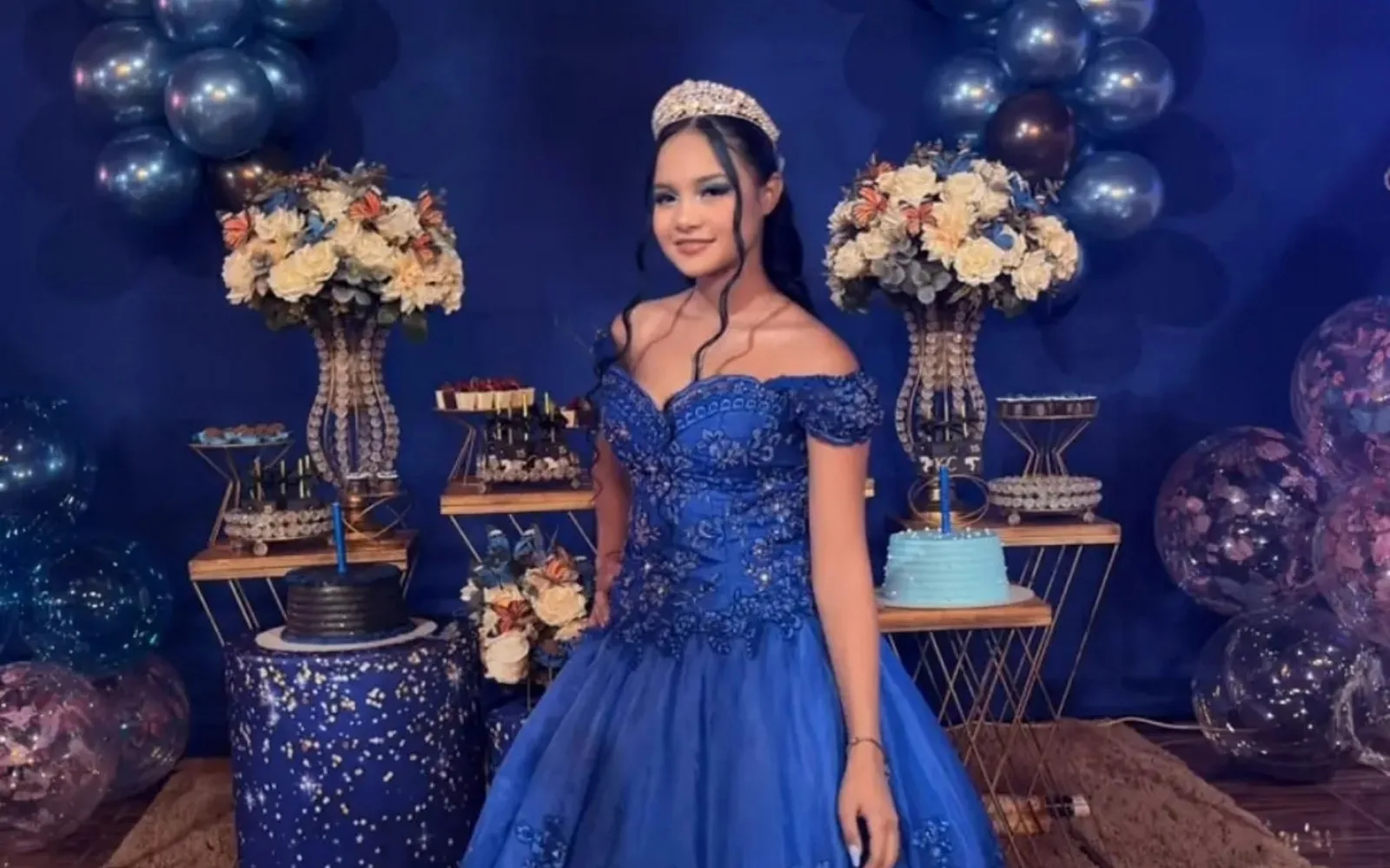 Entrada a cavalo marca homenagem ao avô em festa de 15 anos em Goiás
