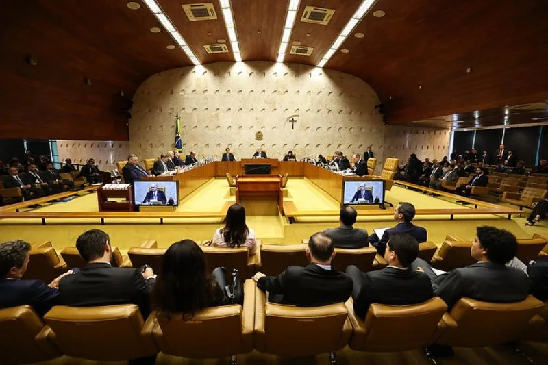 STF tem placar de 4 a 3 contra reunião de processos envolvendo Moraes e Mendonça