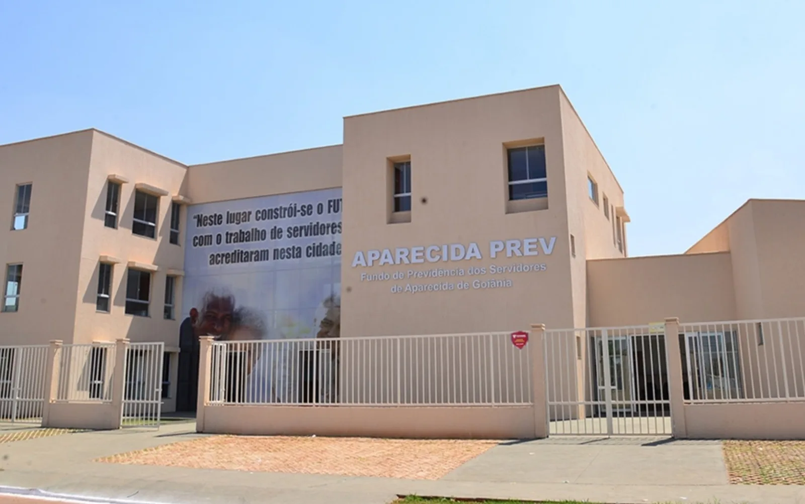 Justiça determina revisão de aposentadoria de servidora para R$ 8.966,14