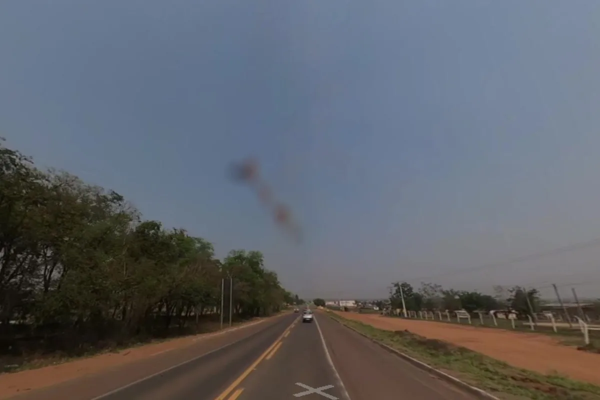 Colisão frontal entre caminhonetes deixa um morto na BR-262, em Ribas do Rio Pardo