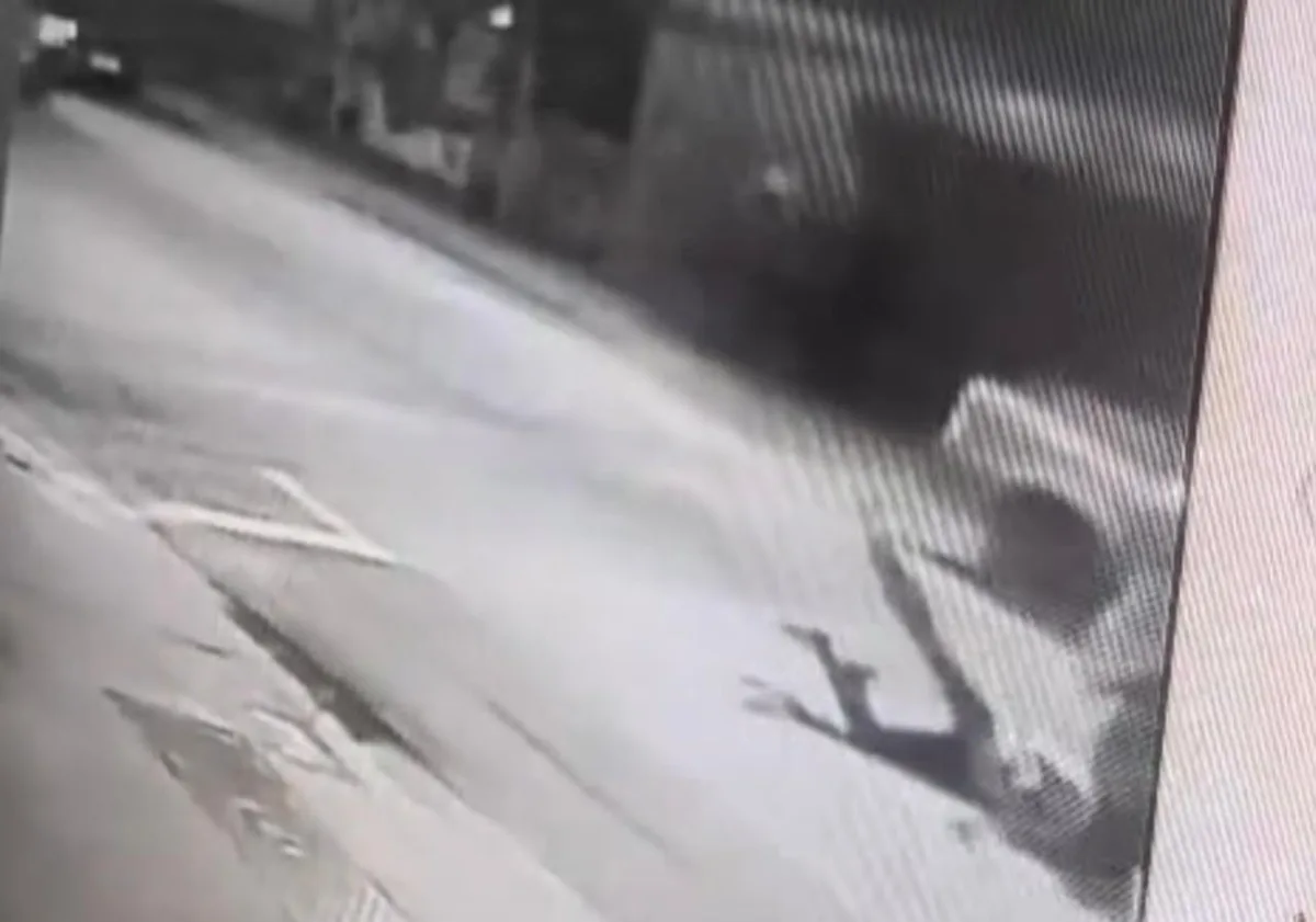 Polícia investiga caso de adolescente que deixou carro em movimento no Rio
