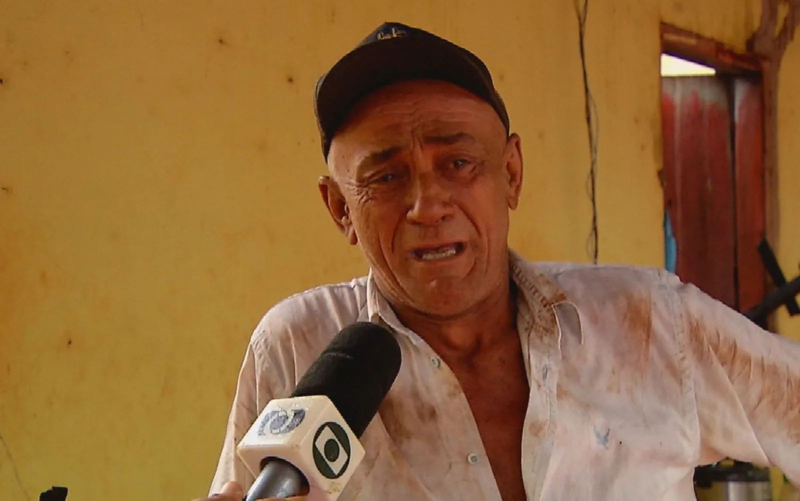 Incêndio destrói casa, lavoura e animais de agricultor em Goiás