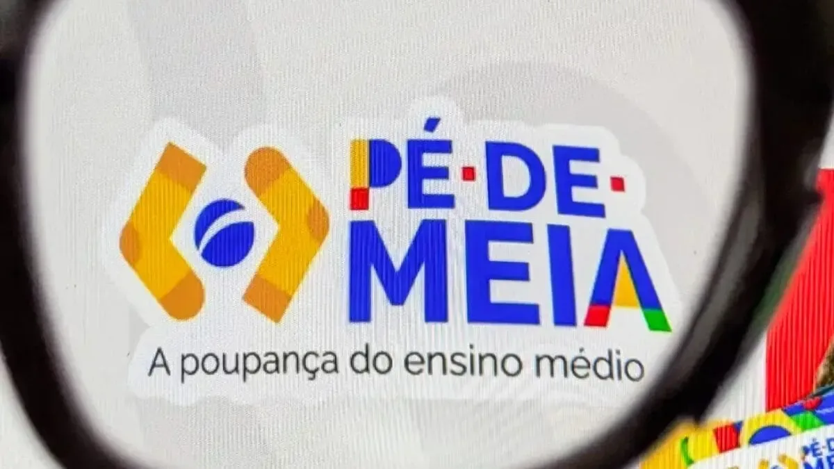 Pé-de-Meia exige presença nos dois dias do Enem para pagar bônus de R$ 200
