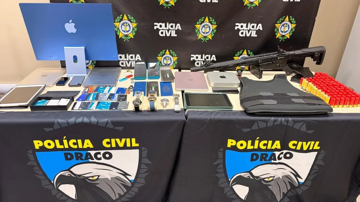 Operação investiga desvio de armas e movimentação de mais de R$ 100 milhões