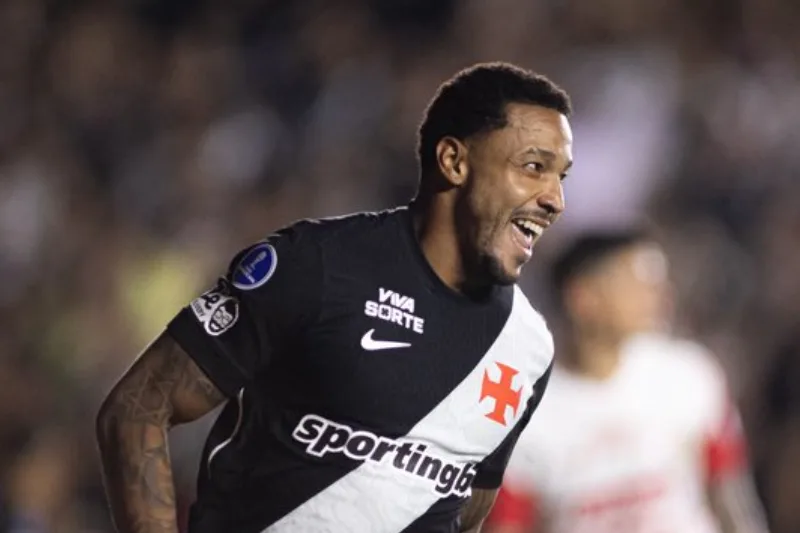 Vasco controla o Santa Fe em São Januário e avança na Sul-Americana
