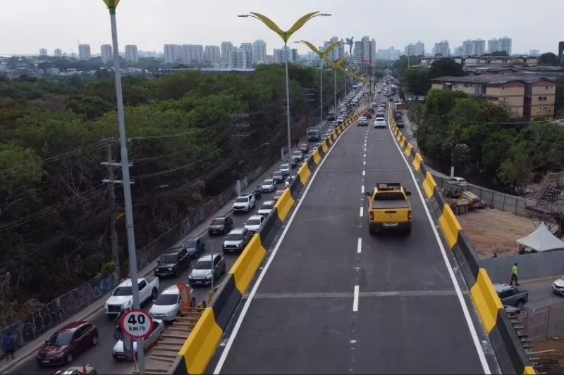 Alça do viaduto Passarão começa a operar em Manaus antes do prazo