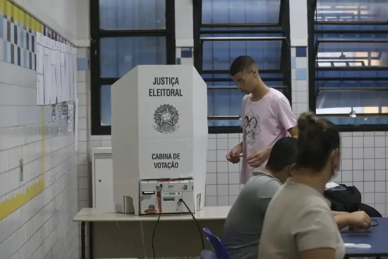 Maioria dos eleitores do Amazonas não indica candidato a deputado federal