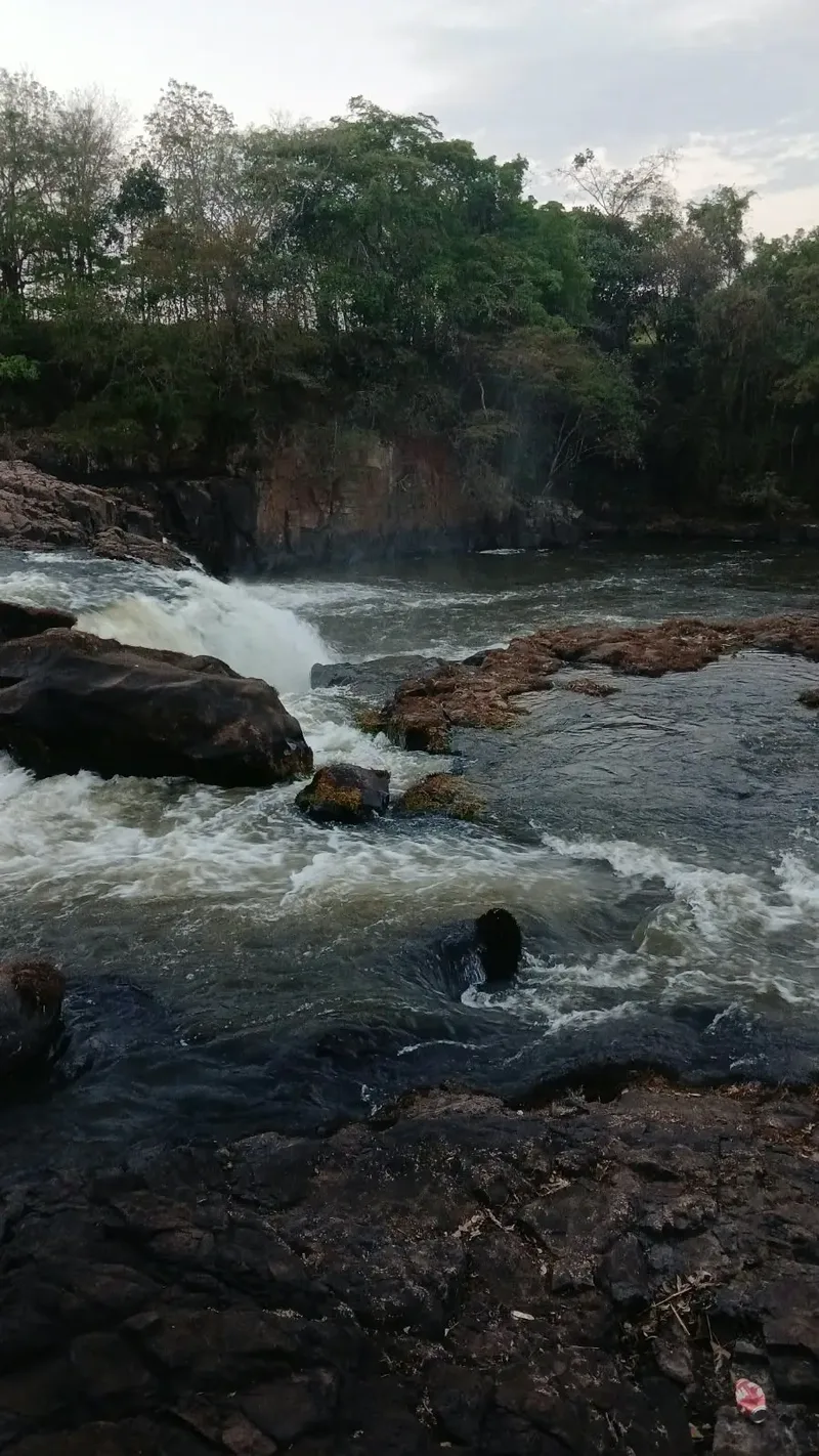 Jovem de 19 anos desaparece após cair no Rio Claro, em Jataí
