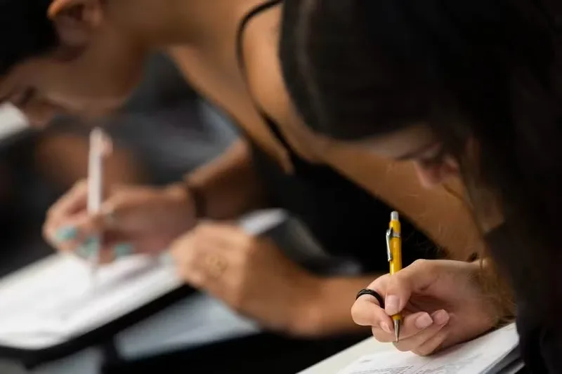 Inep discute novo formato do Enem com mudanças na escrita e nas questões